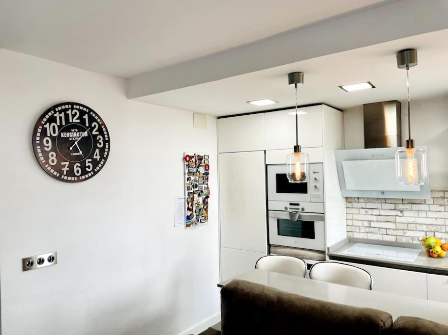 Nuevo!! Apartamento Lujo&Confort. Parking 세비야 외부 사진