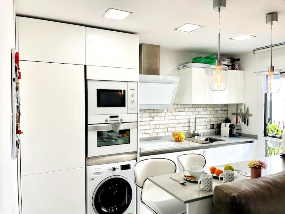 Nuevo!! Apartamento Lujo&Confort. Parking 세비야 외부 사진